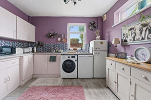 Photo 19- click for photo gallery